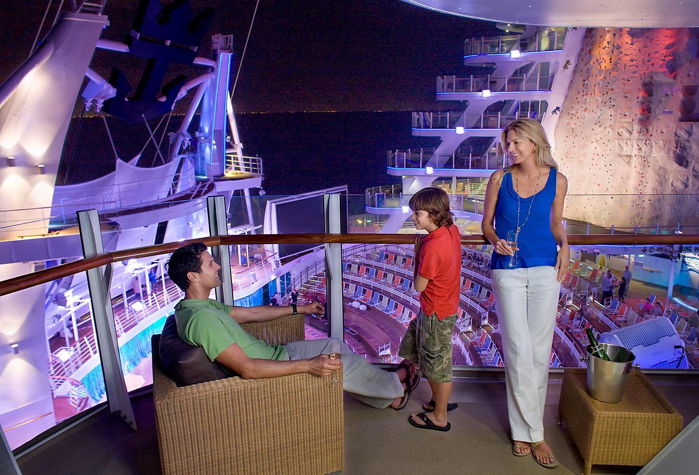 Oasis of the Seas Aquatheater Balcony